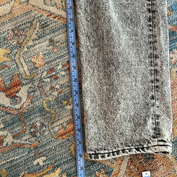 Amazing vintage dark stonewashed Levi’s - estimated 80s student fit - Picture 9 of 10